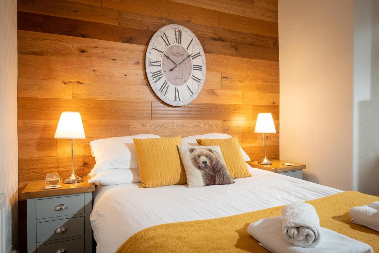 Woodland Cottage - Private Courtyard - Pet Friendly Retreat In The Heart Of 윈더미어 외부 사진